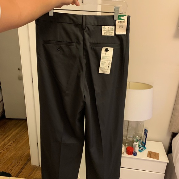 HAGGER: Charcoal Dress Pant 30 x 32 - Picture 4 of 6